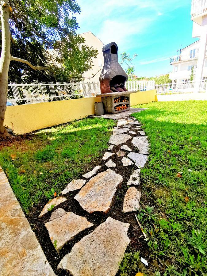 Apartamento Green Garden Vodice Exterior foto